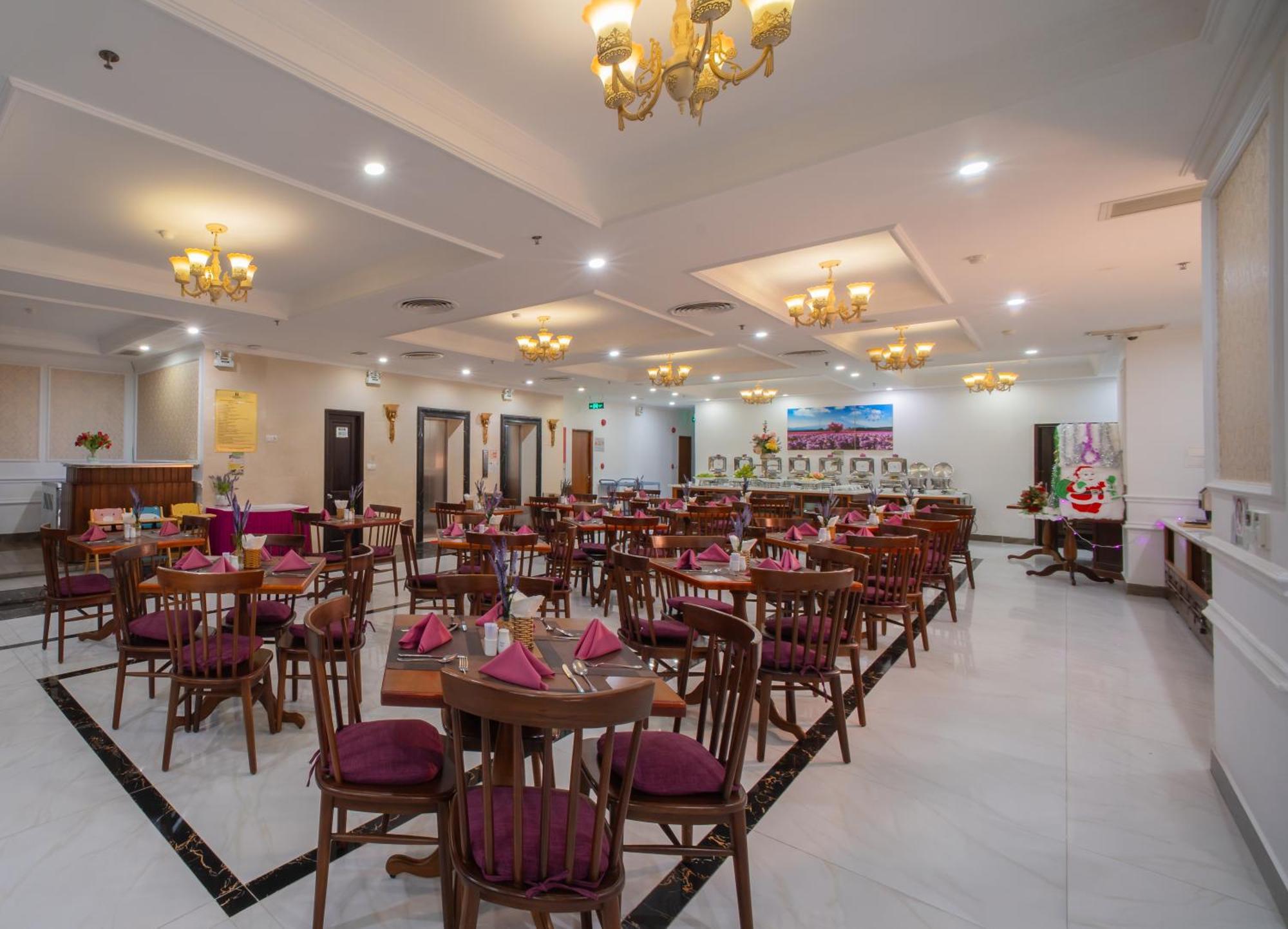 Bonjour Nha Trang Hotel Екстериор снимка