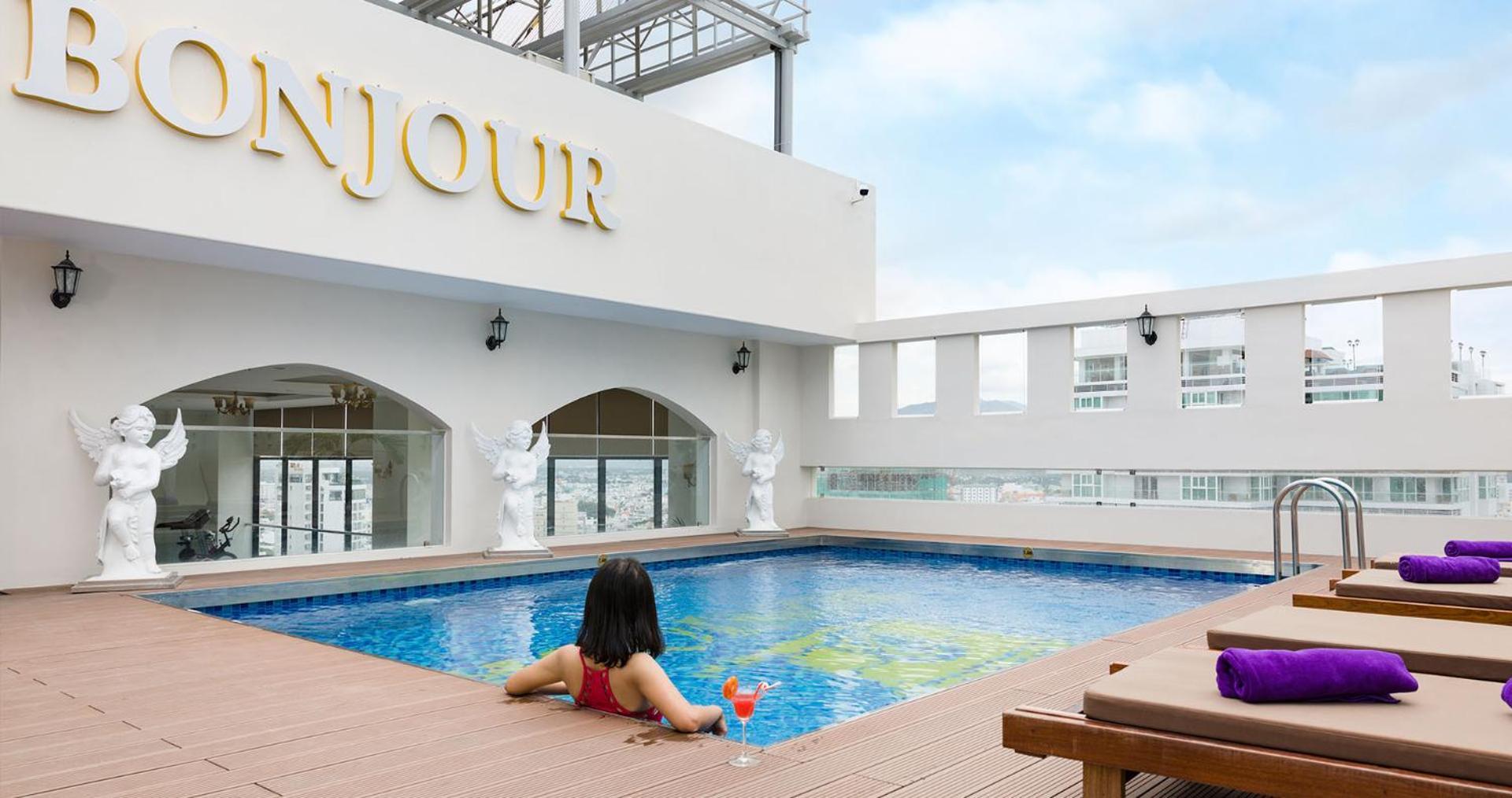 Bonjour Nha Trang Hotel Екстериор снимка