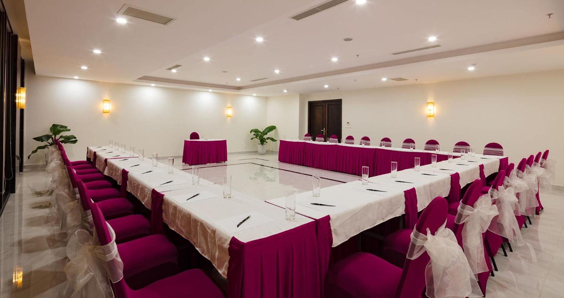 Bonjour Nha Trang Hotel Екстериор снимка