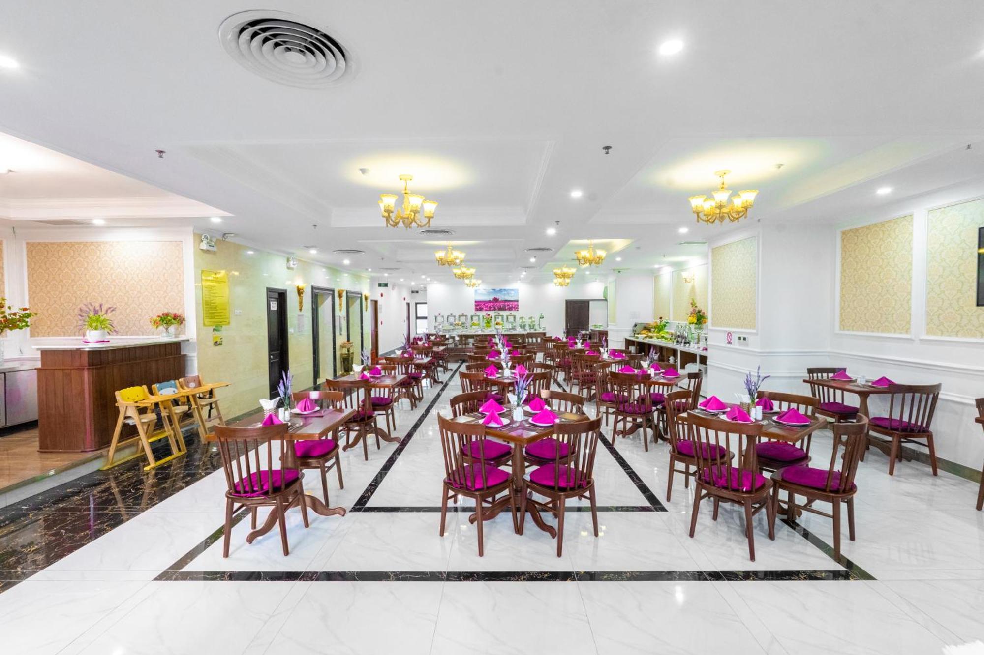 Bonjour Nha Trang Hotel Екстериор снимка
