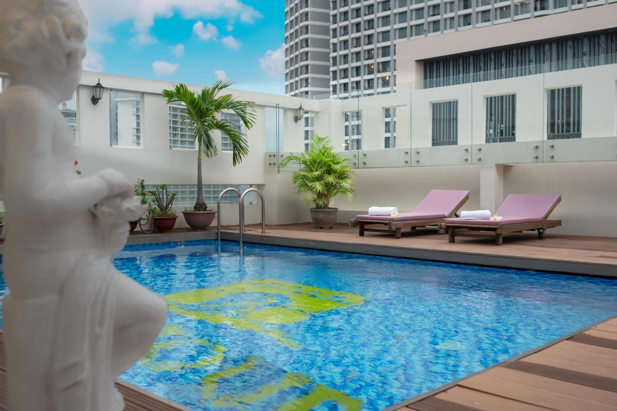Bonjour Nha Trang Hotel Екстериор снимка