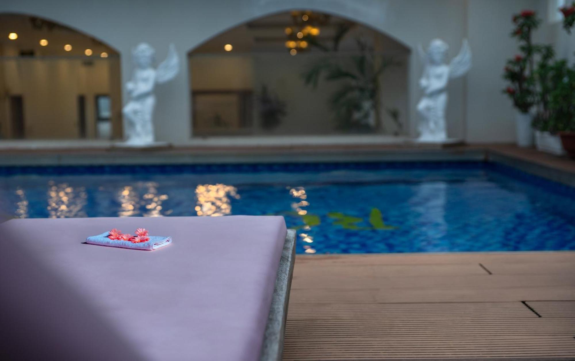 Bonjour Nha Trang Hotel Екстериор снимка